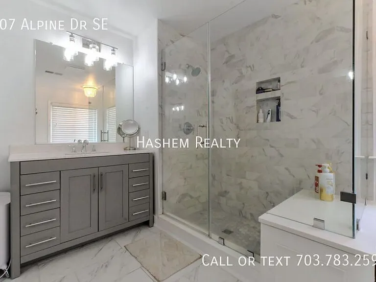 207 Alpine Dr SE — Photo 17