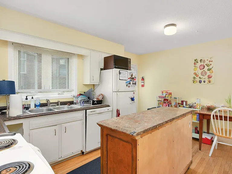 1517 Grand Ave #4 — Photo 15