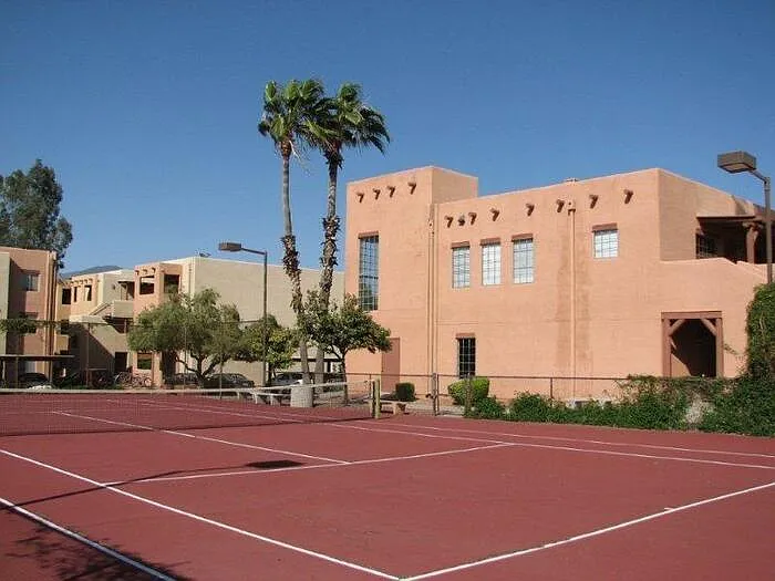 1810 E Blacklidge Dr #726 — Photo 1