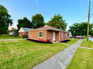 1283 Elmwood Rd, Mayfield Heights, OH 44124