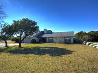 103 Crockett Dr, Kerrville, TX 78028