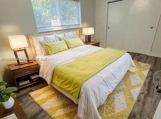 1630 NW 18th St #1, Miami, FL 33125