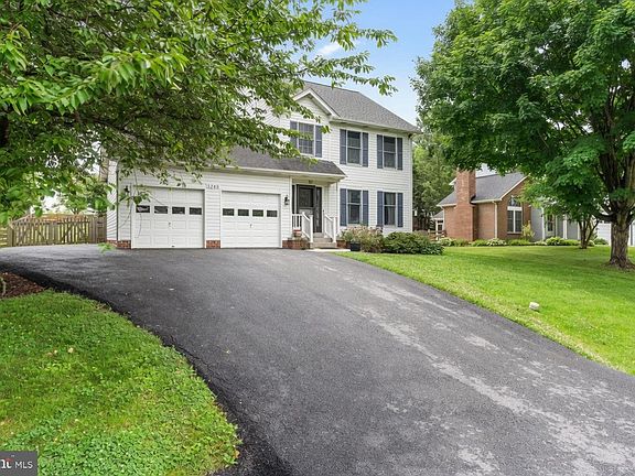 2nd image of 3265 Brockton Dr