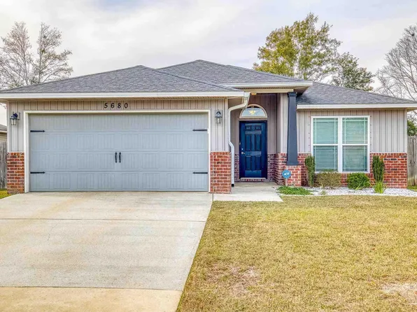 5680 Peach Dr, Pace, FL 32571