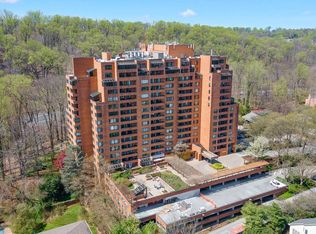 111 Hamlet Hill Rd UNIT 413, Baltimore, MD 21210