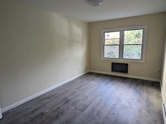 3rd image of 2347 Corporal Kennedy St #1