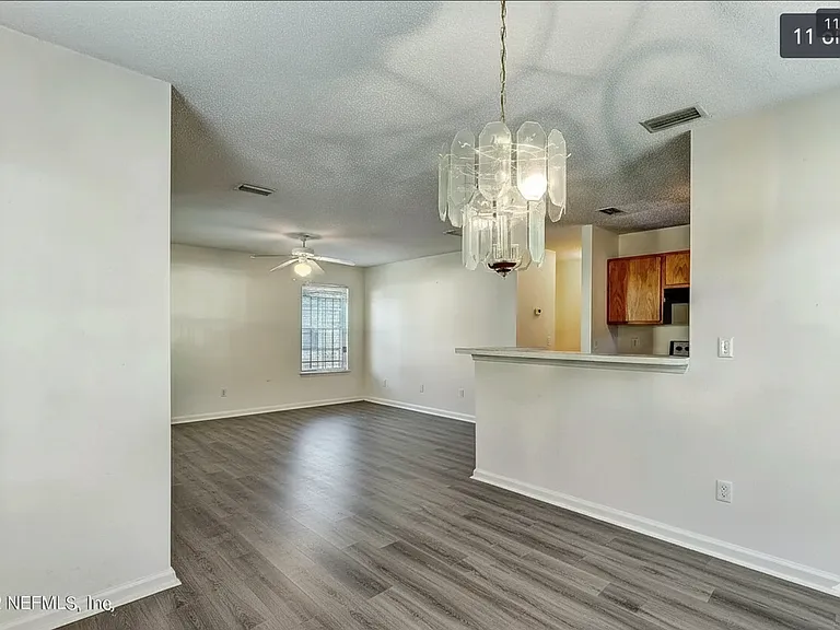345 Belfort St — Photo 11