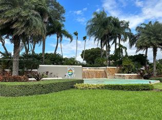 5027 SW 149th Pl, Miami, FL 33185