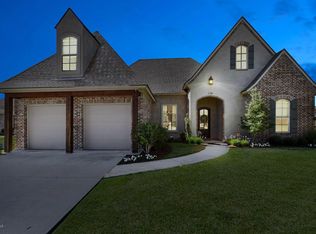 110 Captain Rick Dr, Youngsville, LA 70592