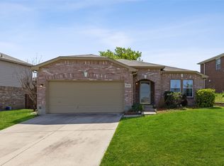 2528 Big Spring Dr, Fort Worth, TX 76120