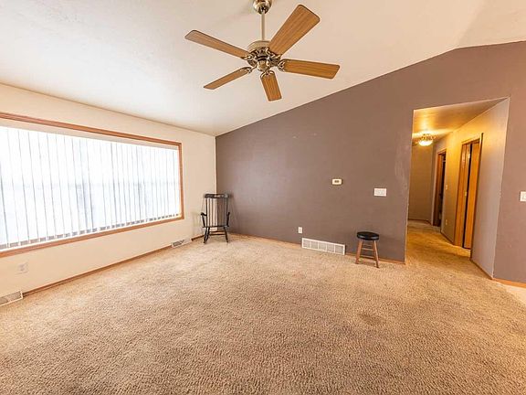 5th image of 2865 Conesta Dr