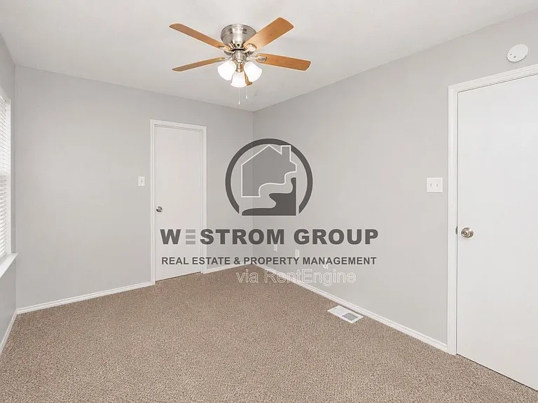 4010 Southern Charm Ct — Photo 16