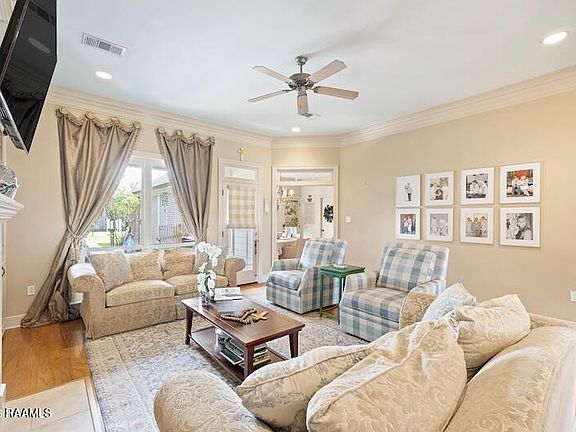 3rd image of 18436 Plantation Blvd