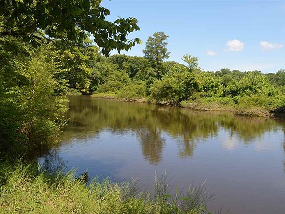 3rd image of 249 River Bend Loop