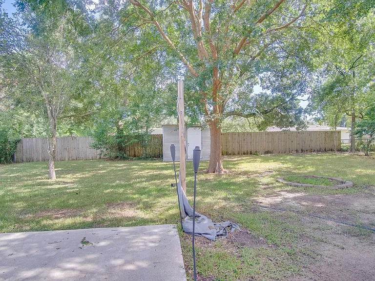 3371 Wellington Rd — Photo 29