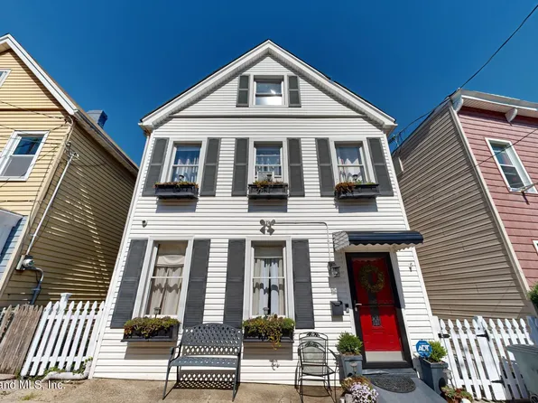 171 Wright St, Staten Island, NY 10304
