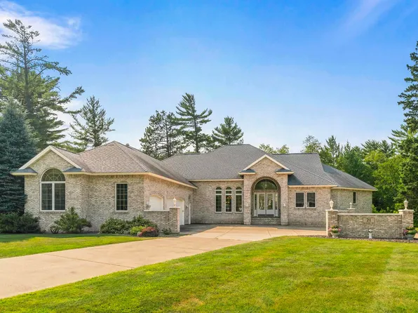 21 Badger Dr, Superior, WI 54880