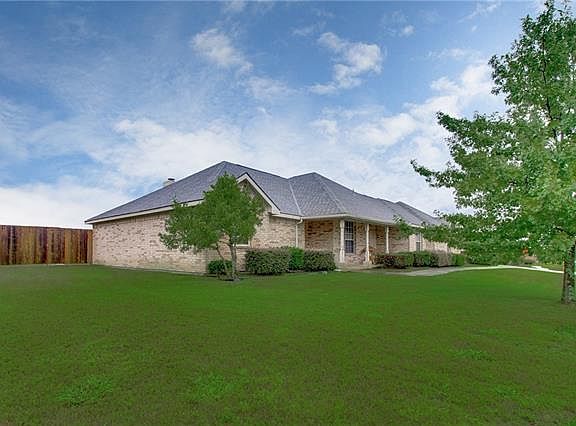 2nd image of 208 Northstar Dr
