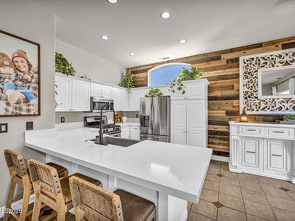 4th image of 7787 Corneta Ct