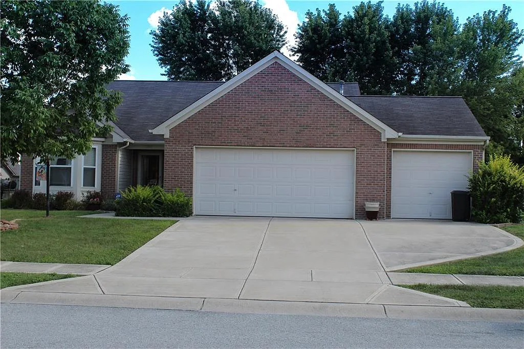 5921 Cabot Dr photo 1