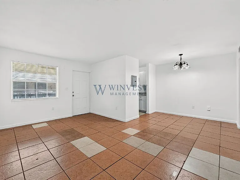 Presidential View Apartments — Photo 46