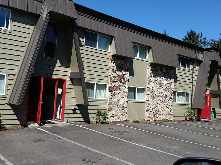 2171 NW Mast Placeapt #B — Photo 30