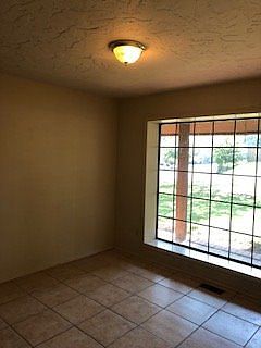 3rd image of 1305 N Hills Blvd