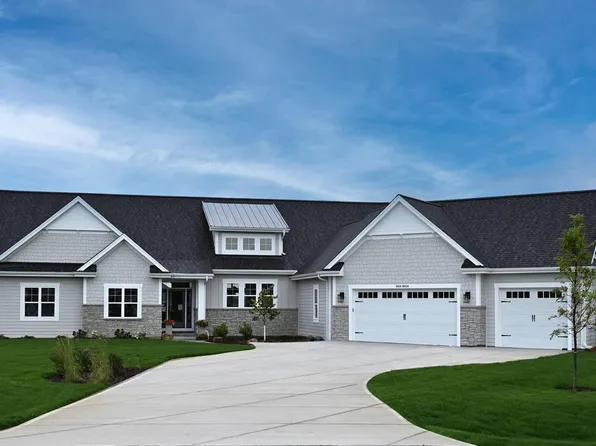W279N8314 Hunter COURT, Hartland, WI 53029