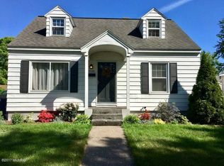 3020 Westland Rd, Norton Shores, MI 49441