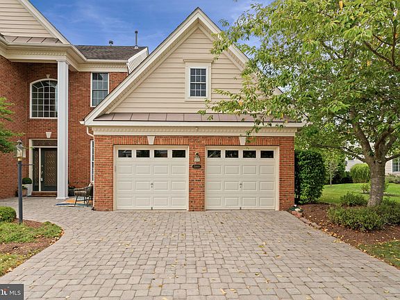 5th image of 15648 Alderbrook Dr