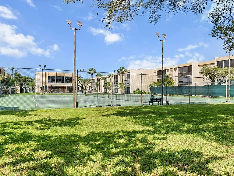 8401 SW 107th Ave #144E — Photo 38