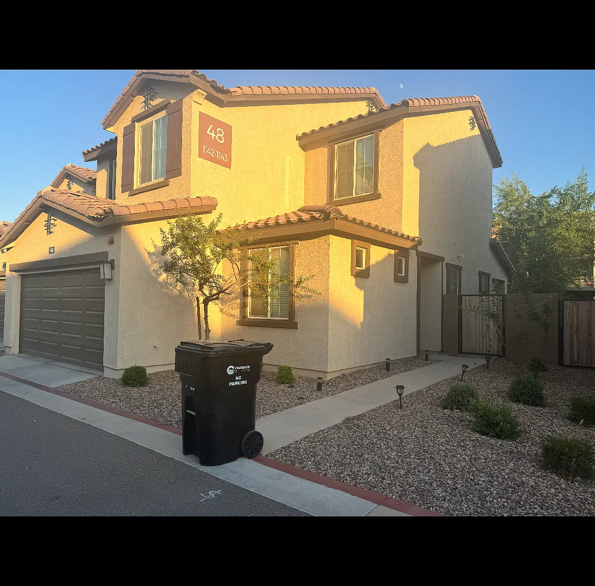 1255 N Arizona Ave — Photo 4