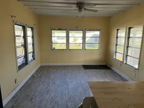 14300 66th St N Lot 433, Clearwater, FL 33764