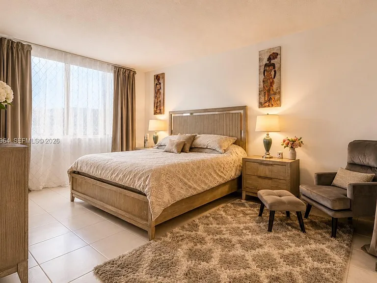 300 Bayview Dr #807 — Photo 10