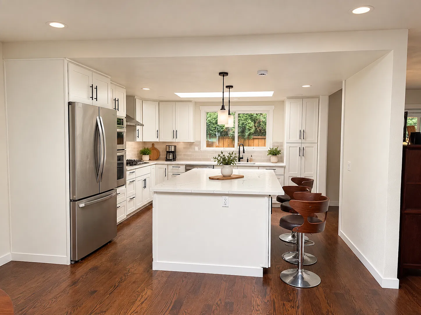 3 bed, 1630 sqft, $5,500 — Photo 3