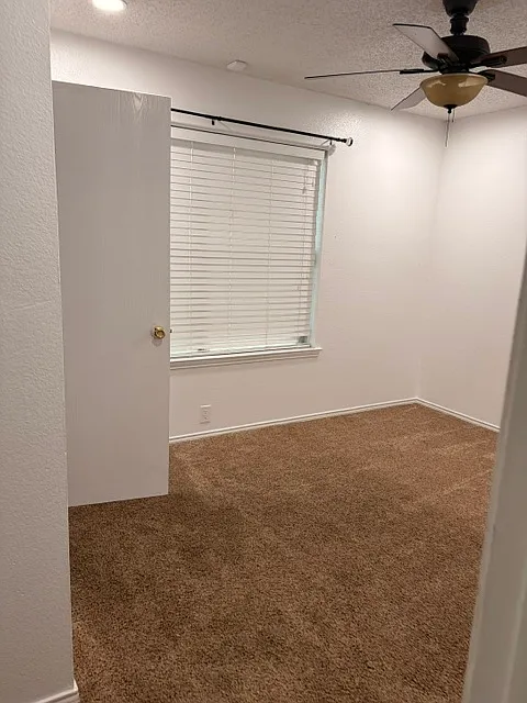 3 bed, 1400 sqft, $2,150 — Photo 4