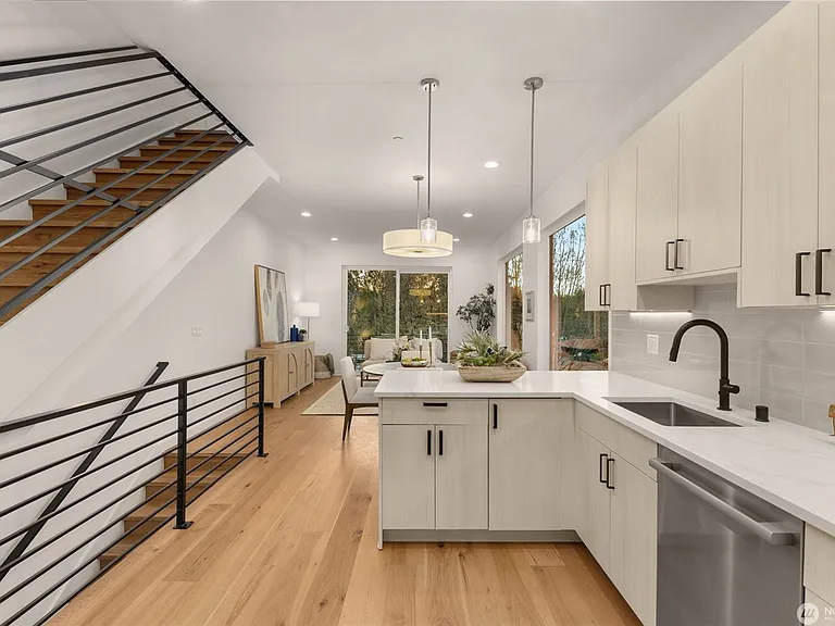 12701 NE 144th St #D — Photo 10