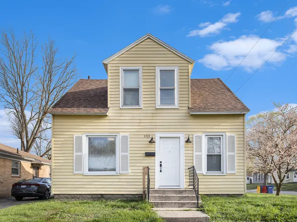 1101 Cora St NW, Grand Rapids, MI 49504