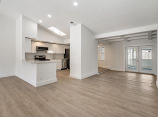 737 SW 1st Ave, Boynton Beach, FL 33426