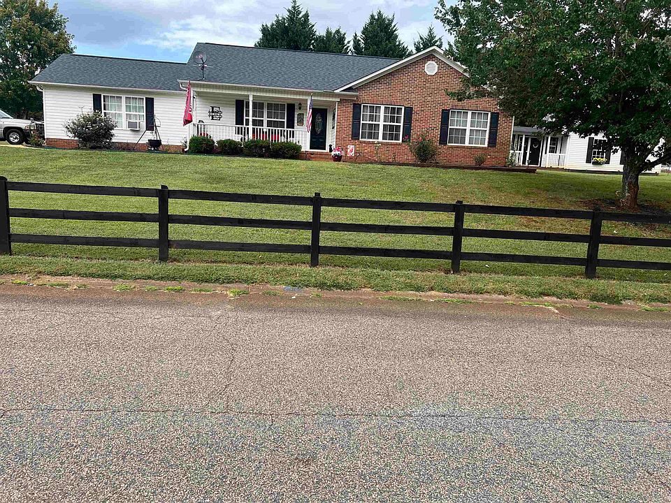 1st image of 231 Summer Lady Ln