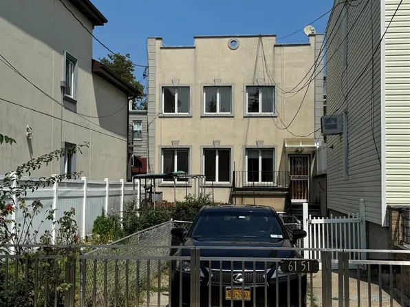 6151 56th Avenue, Maspeth, NY 11378
