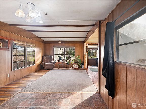 5th image of 3090 Cole Road