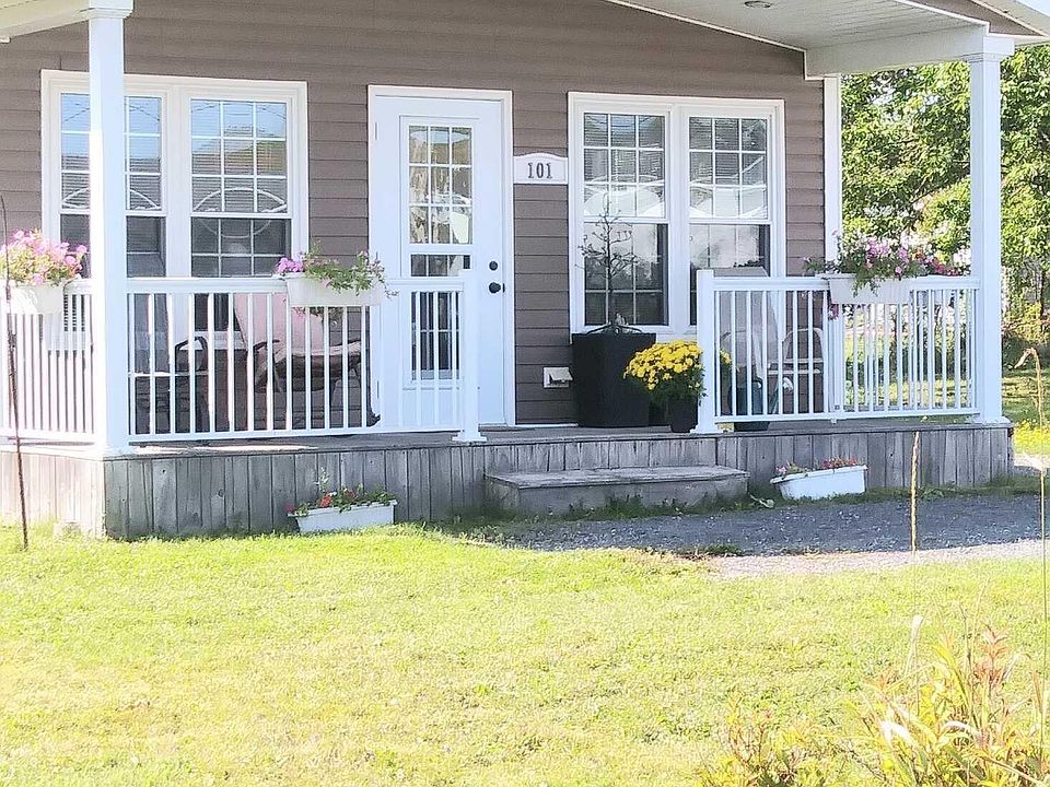 1st image of 101 Acadia Ave