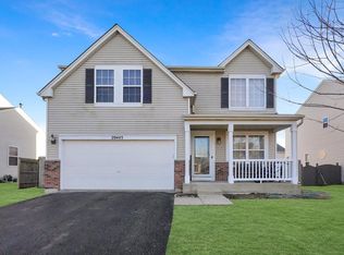 20445 Spruce Ln, Crest Hill, IL 60403