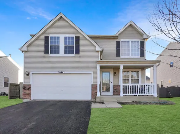 20445 Spruce Ln, Crest Hill, IL 60403