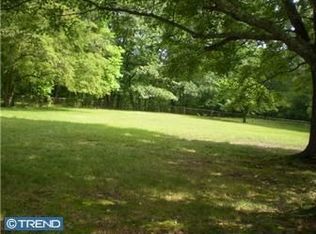 810 Bentley Rd, Lindenwold, NJ 08021