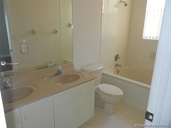 4th image of 7649 NW 116th Ave