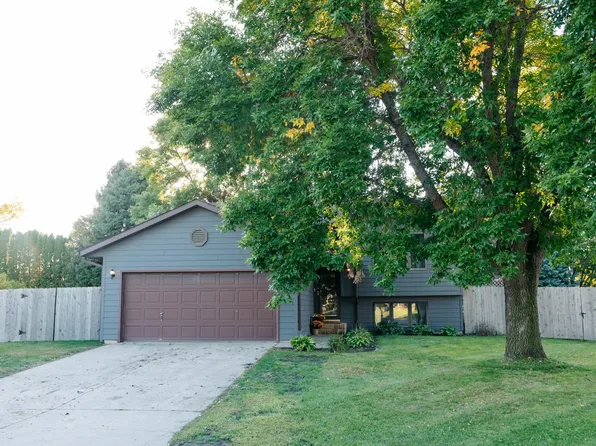 3503 13th St S, Moorhead, MN 56560