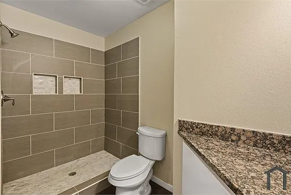 113 Craig St #A — Photo 22