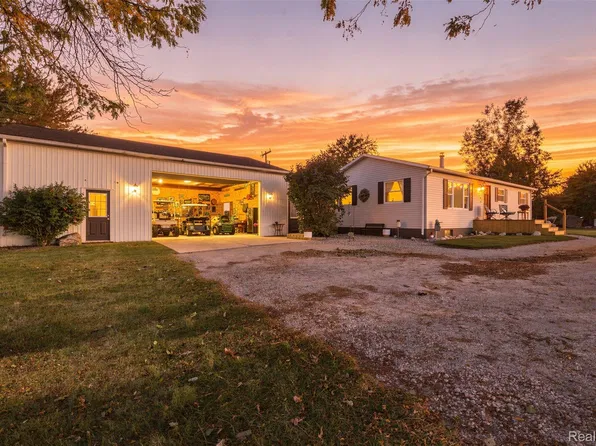 249 N Gates Rd, Sandusky, MI 48471